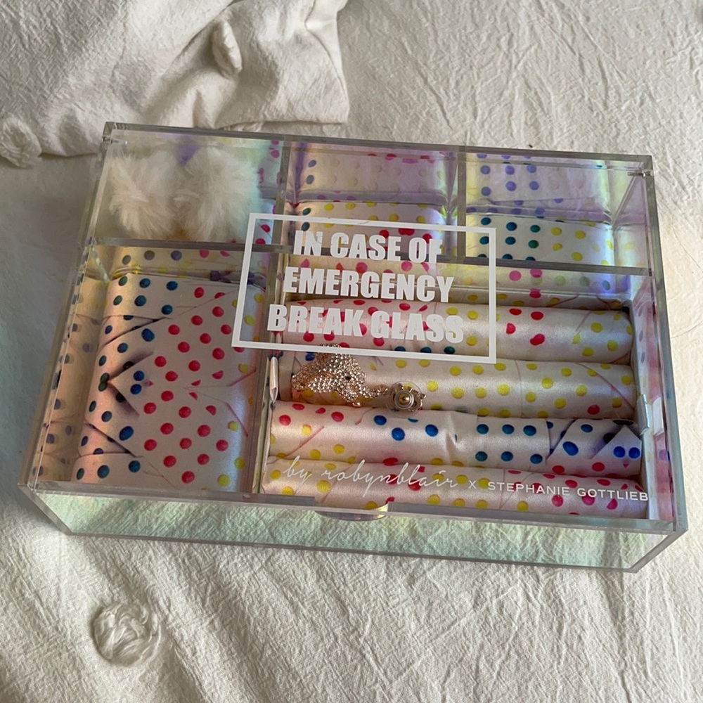 Robynblair x Stephanie Gottlieb jewelry box